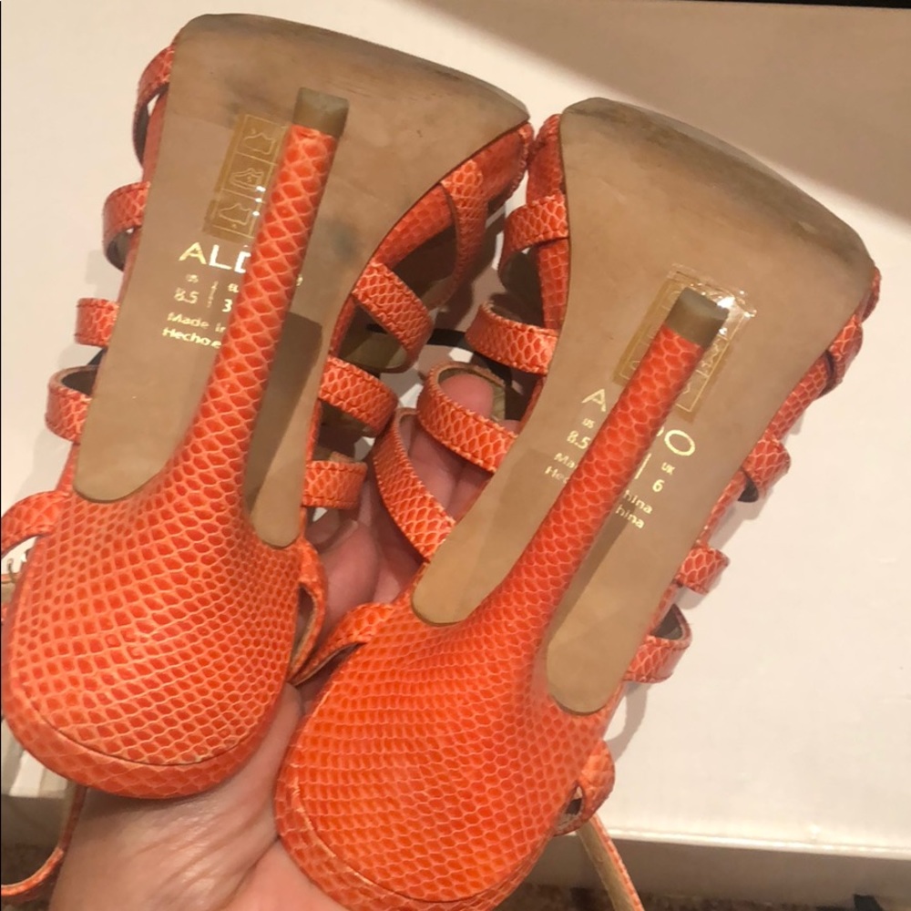 ALDO sandal heels with gold hardware. Gently used. - Picture 5 of 8